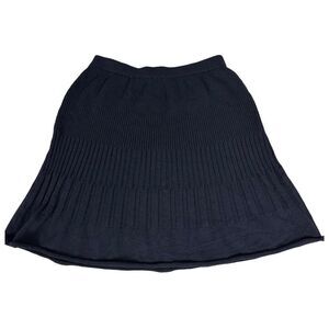 St. John Basic Ribbed Flare Black Skirt size 2